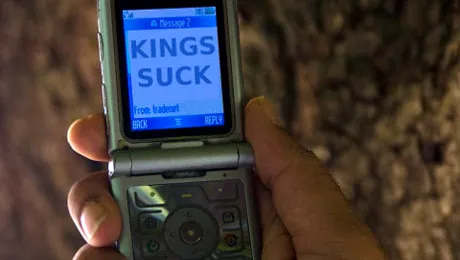 Nu-l insulta pe regele Thailandei prin SMS, decat daca vrei sa faci puscarie