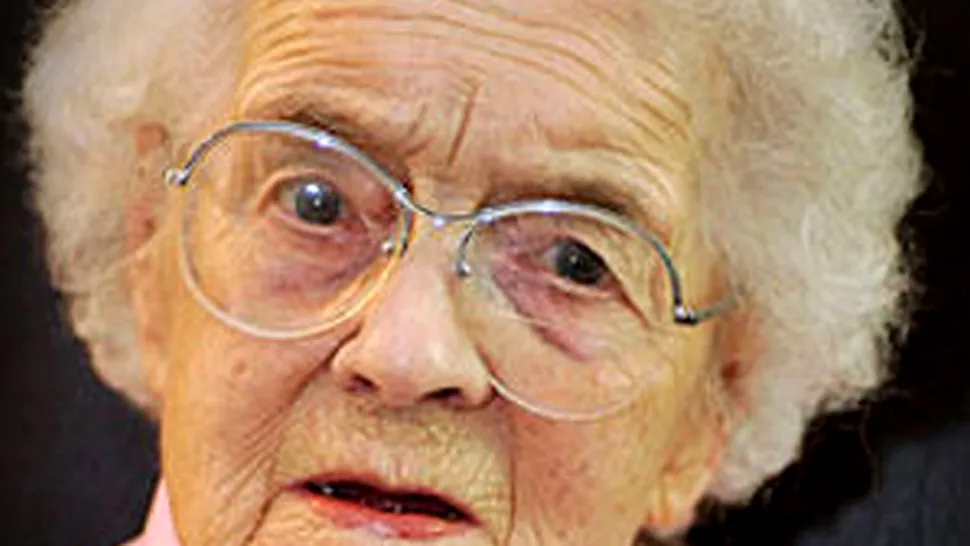 Cea mai batrana virgina din lume are 106 ani!