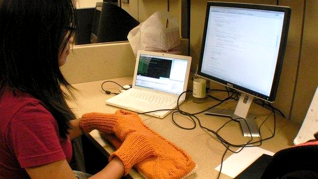 imbracaminte pentru maini si tastatura