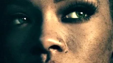 Rihanna a lansat clipul piesei „Diamonds” (Video)