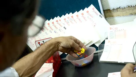 Loto 6 din 49, 25 noiembrie 2010: Iata numerele extrase!