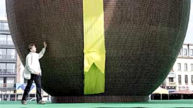 chocolate easter egg