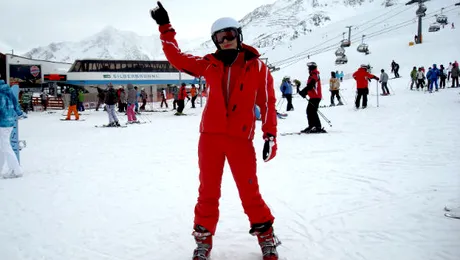 Julia Jianu, vacanţă în trei