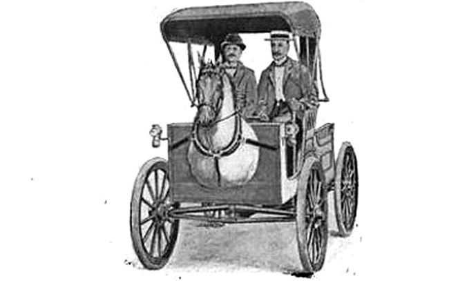 Designul neobișnuit al lui Horsey horseless a fost creat pentru "a nu creea confuzie" celorlalți cai de pe șosea