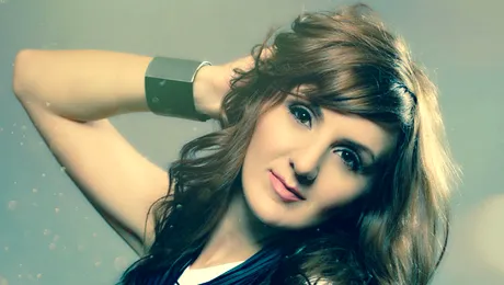 Nu o să-ţi vină să crezi cum a început anul pentru Natalia Selegean! Iată ce ritual are cântăreaţa!