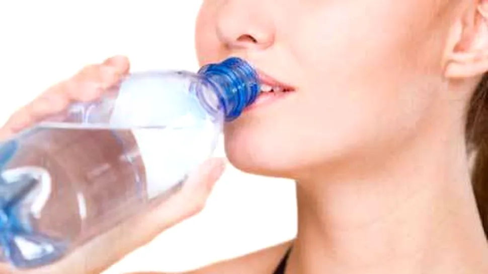 Apa nu combate deshidratarea organismului