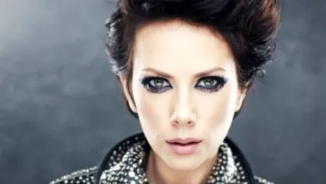 Sophia şi Victorino se căsătoresc civil