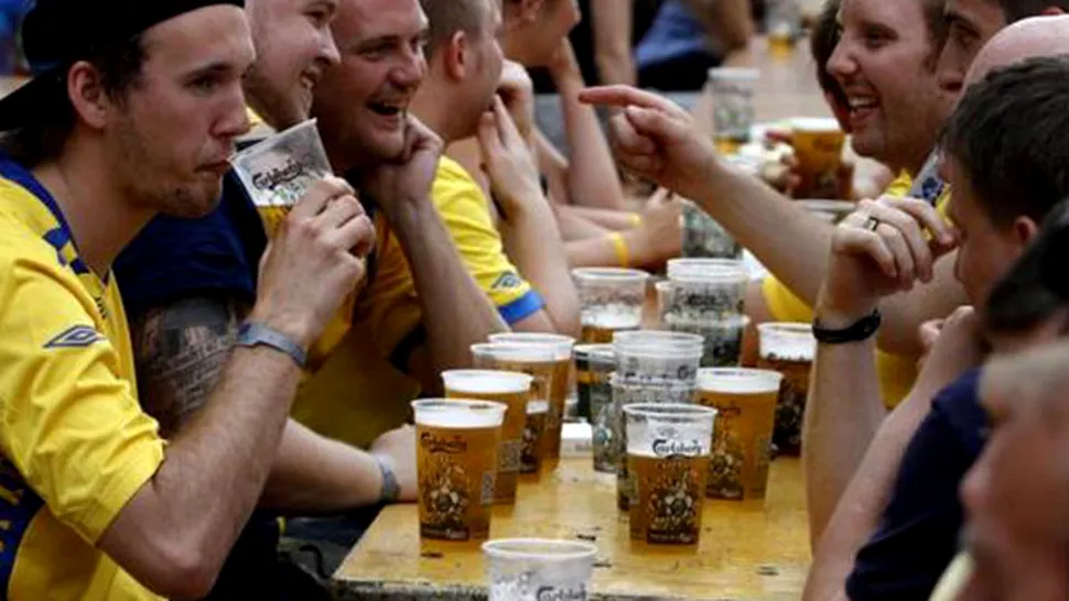 EURO 2012: Fanii au băut 500.000 de litri de bere numai la Kiev