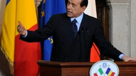 Politica in cravata rosie il deranjeaza grav pe Berlusconi