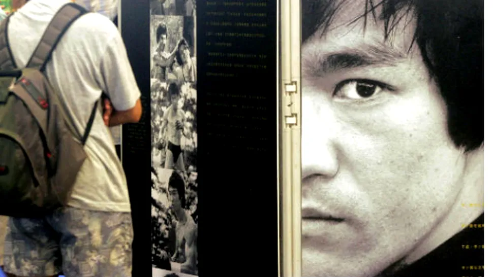  Bruce Lee face senzaţie într-un video de arhivă (Video) 