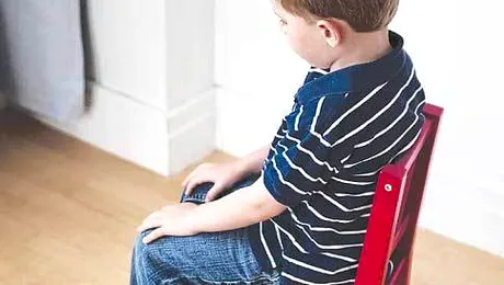 Băiețelul care nu poate să transpire