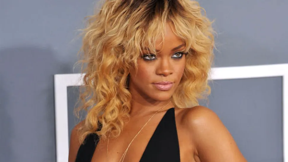Rihanna şi Drake - printre favoriţi la MTV VMA 2012