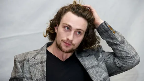 Aaron Johnson faţă în faţă cu Godzilla?