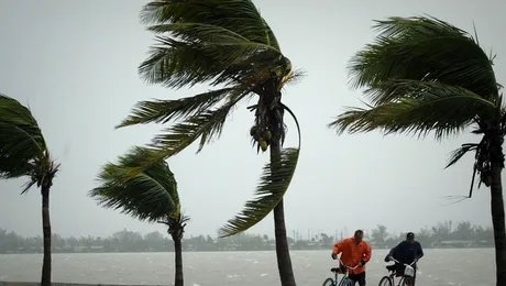 Uraganul Sandy pune New York-ul în alertă