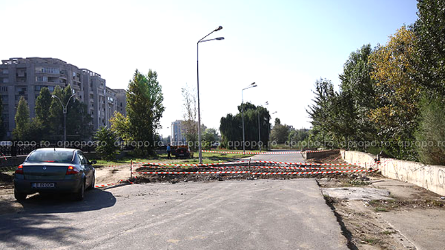 Soferii ocolesc cum pot proprietatea bucuresteanului