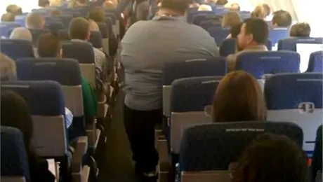 Ești obez? Biletul de avion e mai scump!