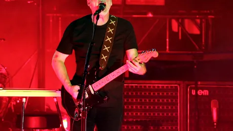 Pink Floyd lansează prima piesă nouă din ultimele decenii pentru a sprijini Ucraina (Video)
