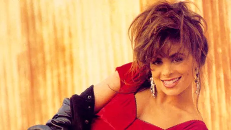 Îţi mai aduci aminte de Paula Abdul? Iată cum arată la 55 de ani!