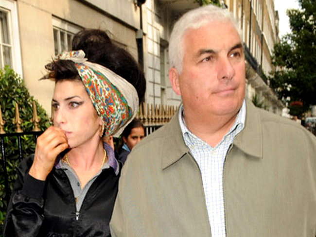 Amy si tatal ei, Mitch Winehouse