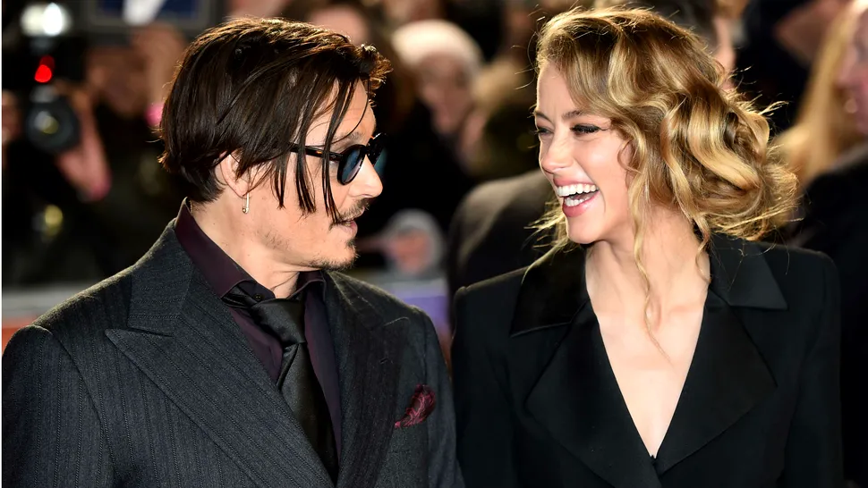 Johnny Depp a făcut cununia civilă cu Amber Heard