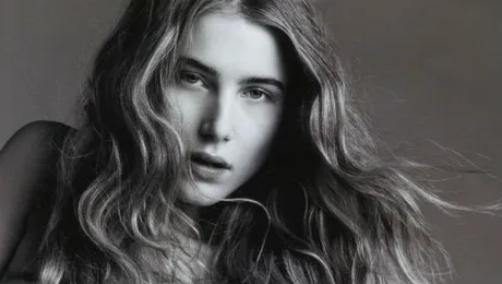 Dree Hemingway este noua imagine a parfumului Chloé