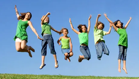 Parlamentarii vor să desființeze vacanța de vară