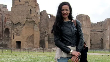 Olivia Steer, weekend romantic la Roma