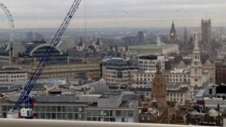 Londra a fost invadata de OZN-uri!