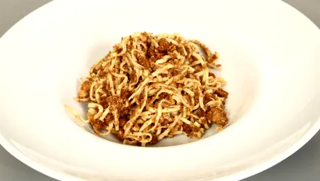 O farfurie de tăiţei de casă a fost regina serii la „Chefi la cuţite”