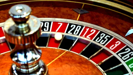 Peste 150.000 de români, dependenți de jocurile de noroc