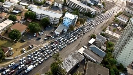 De ce nu se claxonează în Honolulu
