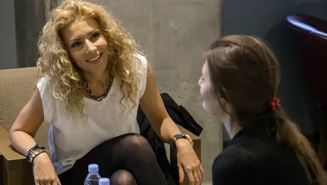 Carmen Brumă a ieşit la cafea cu o fană de-a ei