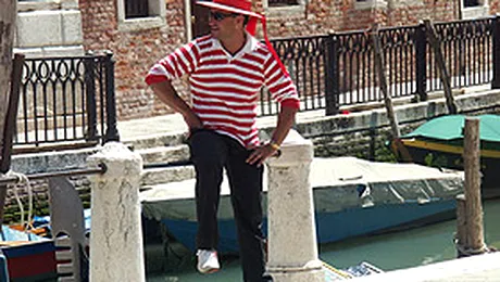 Gondolierii din Venetia stau „pe uscat” din cauza apei