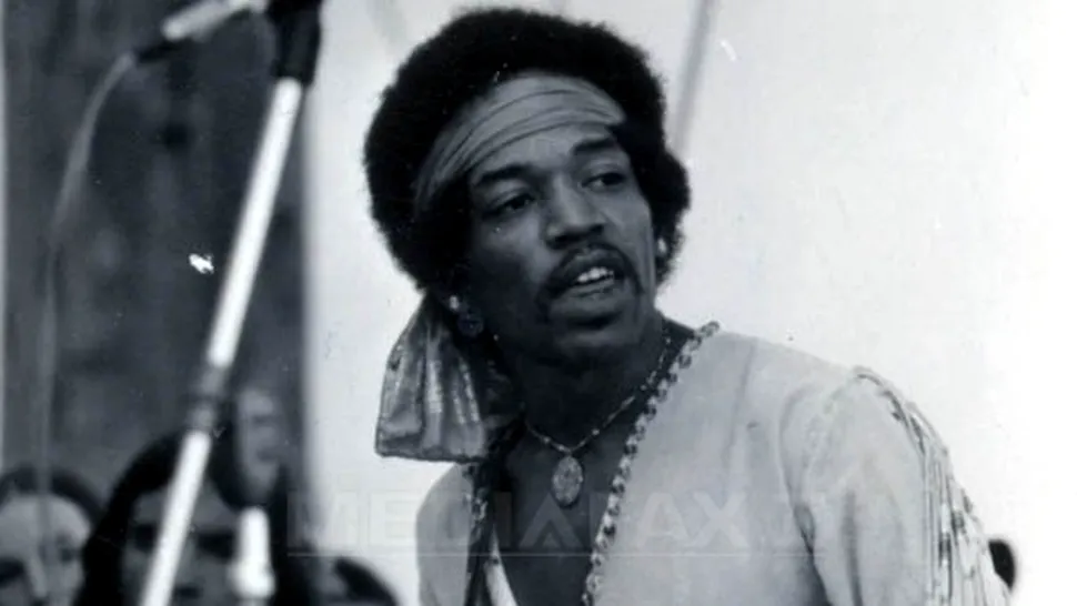 Rolling Stone: Jimi Hendrix, desemnat cel mai bun chitarist din istorie