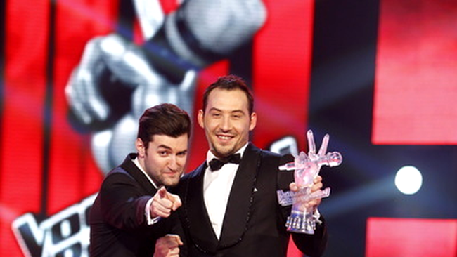 Stefan Stan si Smiley