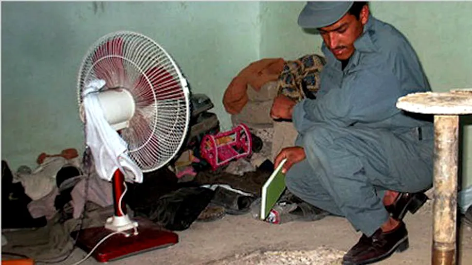 500 de prizonieri talibani au evadat din inchisoare, printr-un tunel subteran