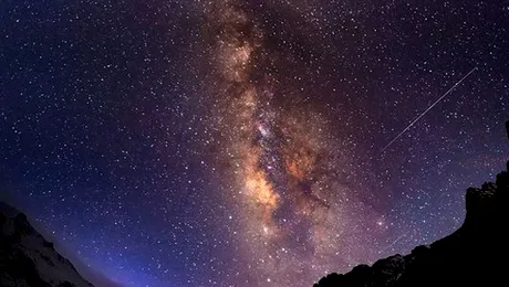 Imagini uluitoare surprinse de un fotograf insomniac