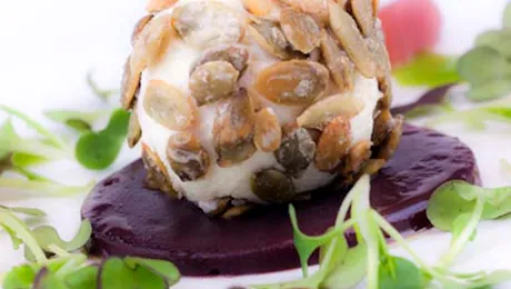 Un bucatar din New York a preparat branza folosind laptele sotiei