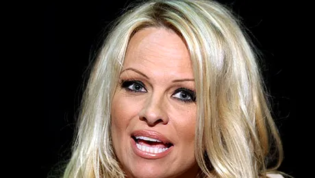 Pamela Anderson, grav bolnavă! Are nevoie urgentă de operație pentru a trăi