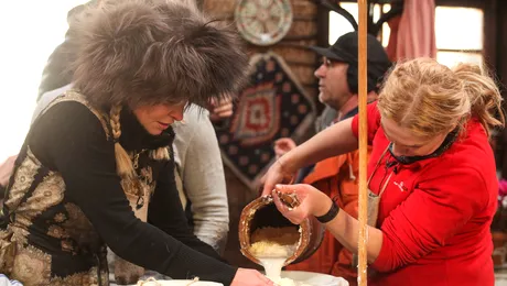 Momente tensionate la “Ferma Vedetelor”! Vica şi Cristina Cioran, accidentate de vacă!