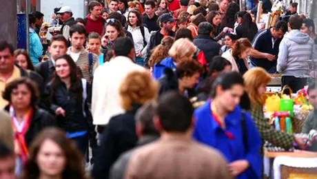 Aproximativ 75.000 de angajati vor fi disponibilizati in 2010