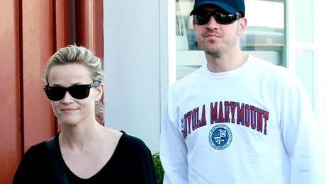 Reese Witherspoon s-a maritat cu agentul ei, Jim Toth