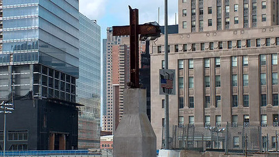 Ateii din New York nu vor cruce la memorialul World Trade Center