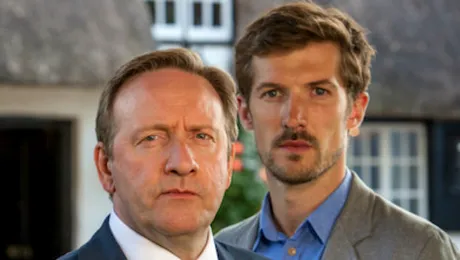 INTERVIU- Actorul Gwilym Lee, intepretul lui Charlie Nelson din Crimele din Midsomer: „Sunt inspirat când lucrez cu oameni multilateral dezvoltaţi”