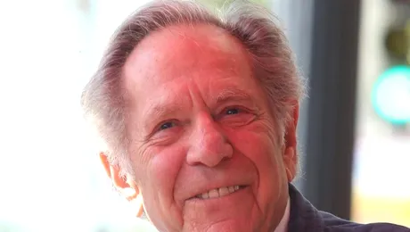 Hollywood-ul din nou în doliu: actorul nominalizat la Oscar George Segal a murit