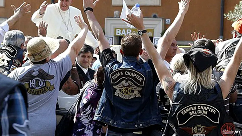 Papa Francisc își vinde Harley-ul în scopuri caritabile