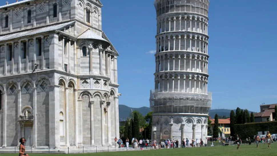 De ce este Turnul din Pisa înclinat?