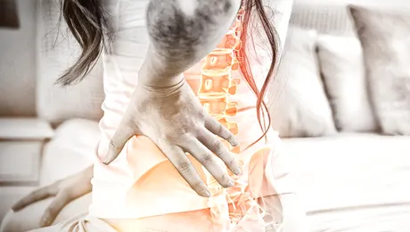 (P) Care sunt cele mai comune cauze ale unei hernii de disc