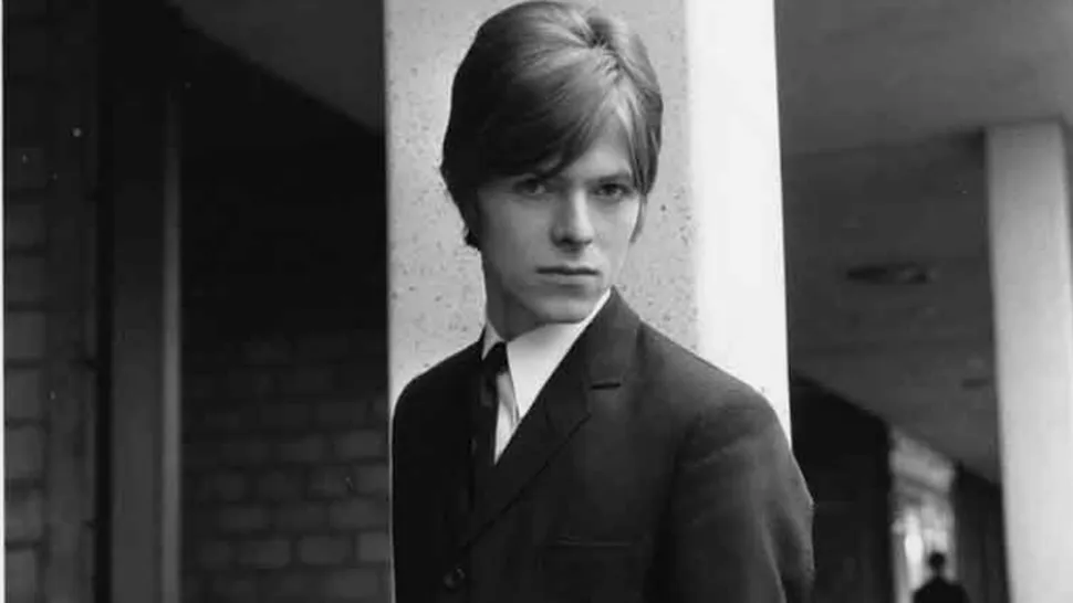 Viaţa lui David Bowie, în 7 fotografii emblematice!