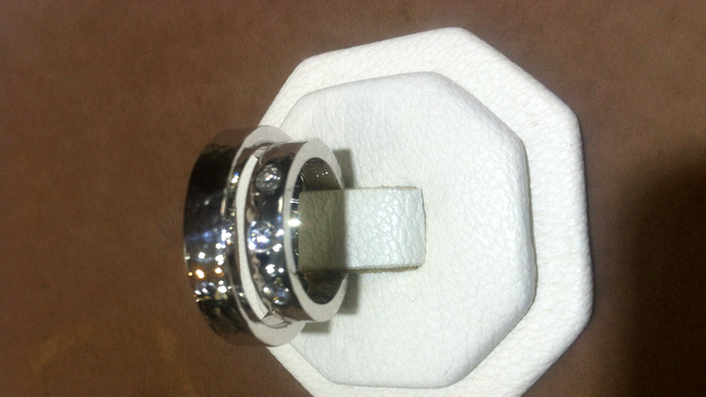 Asa arata verighetele Simonei Nae